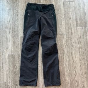 Lululemon sport pants 8 size